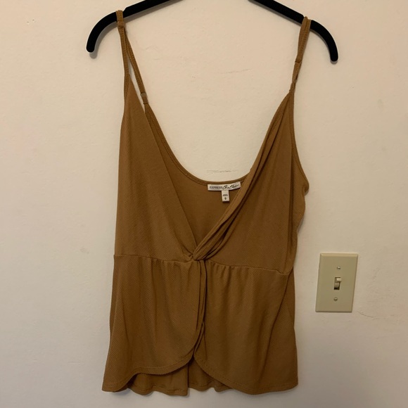 Ribbed Knotted Tank - Picture 3 of 3